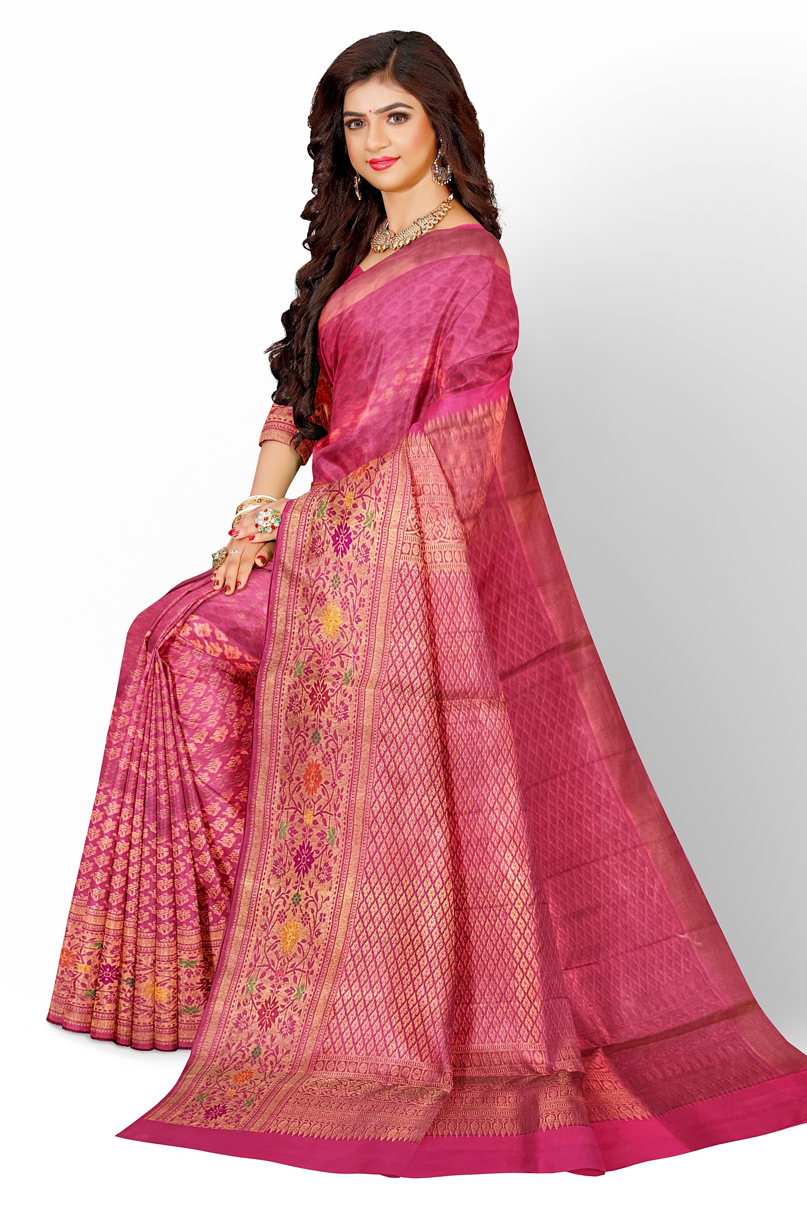 Artisan weaving pure silk